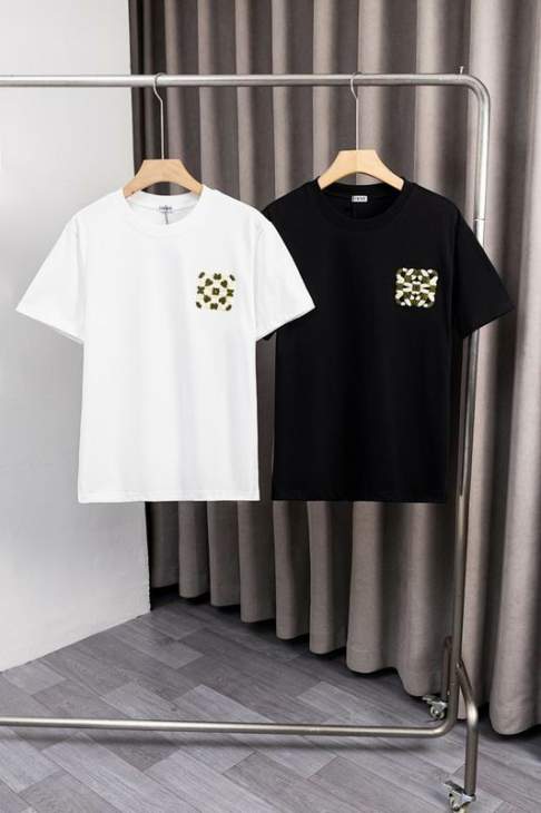 Picture of Loewe T Shirts Short _SKULoeweM-2XLjhtxY0239324